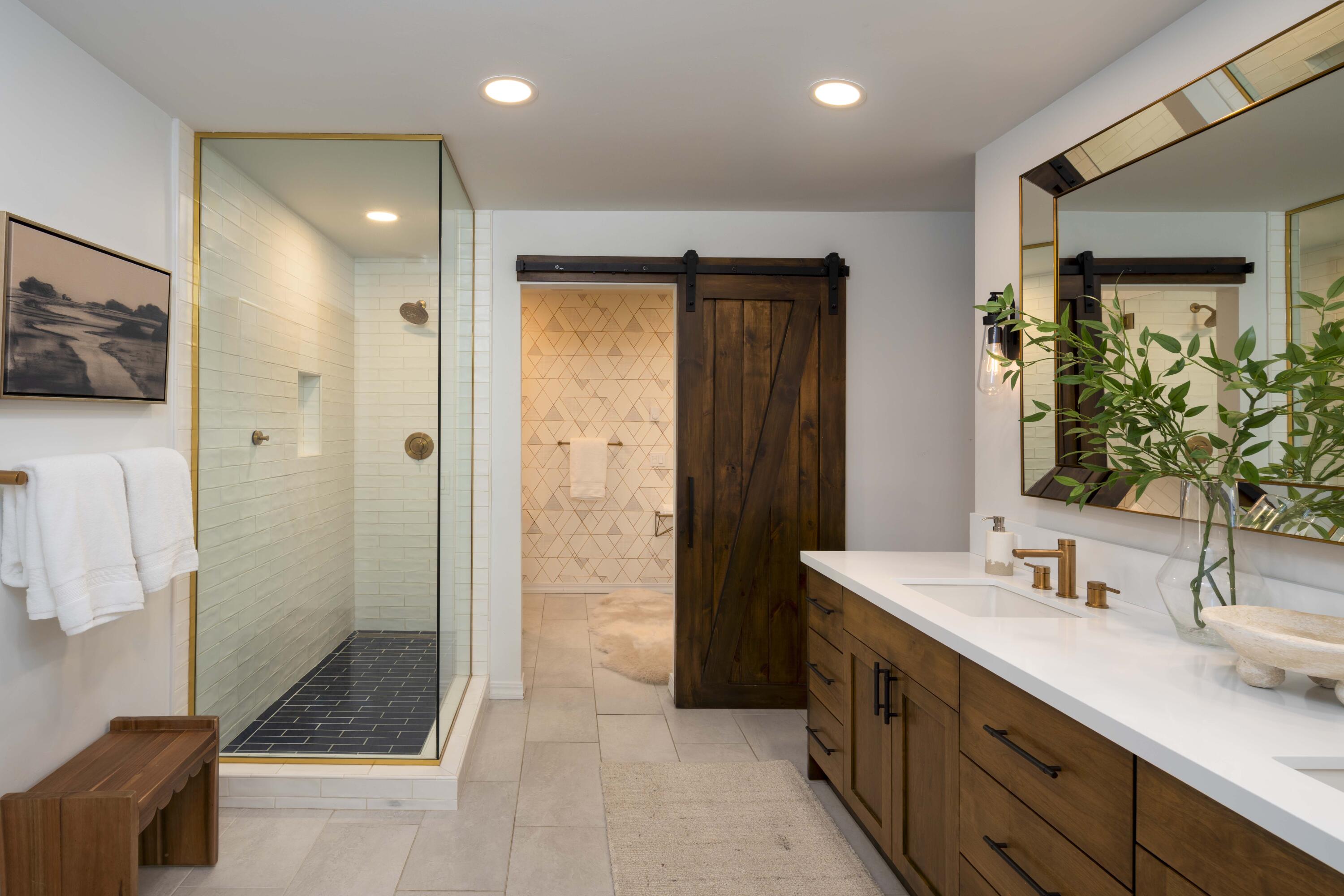 211 Camas Loop East Sun Valley, ID 83353 - Photo 16 of 20 Primary Bath