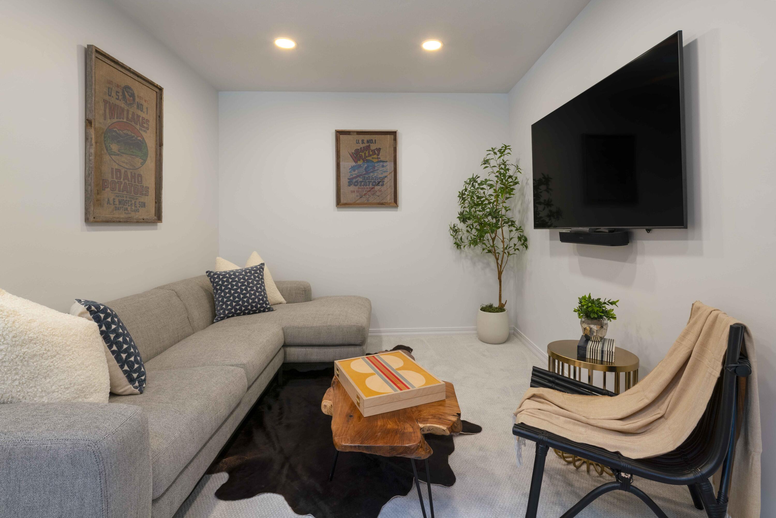 211 Camas Loop East Sun Valley, ID 83353 - Photo 18 of 23 Downstairs LIving/ Media