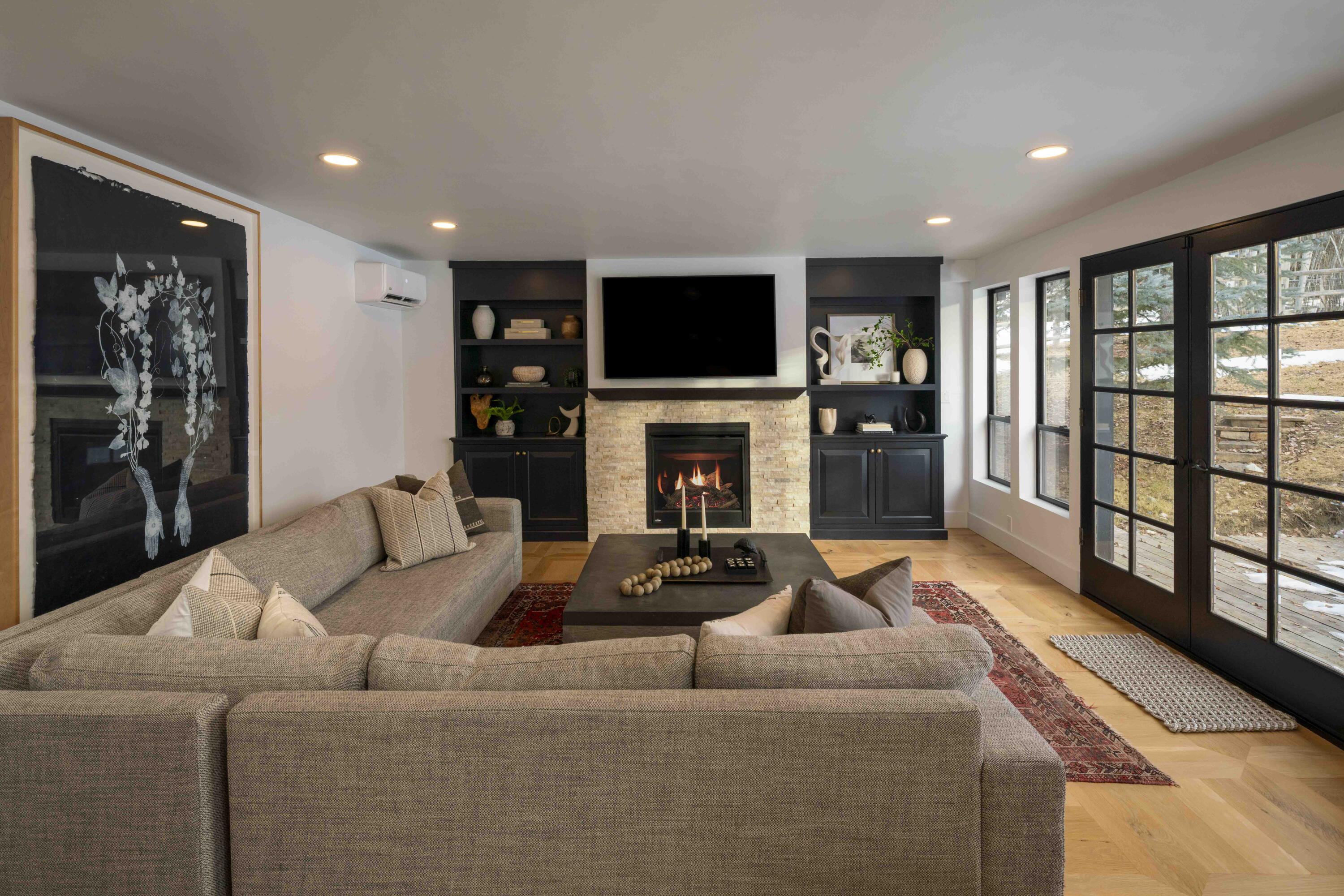 211 Camas Loop East Sun Valley, ID 83353 - Photo 7 of 23 Living/ Media Upstairs