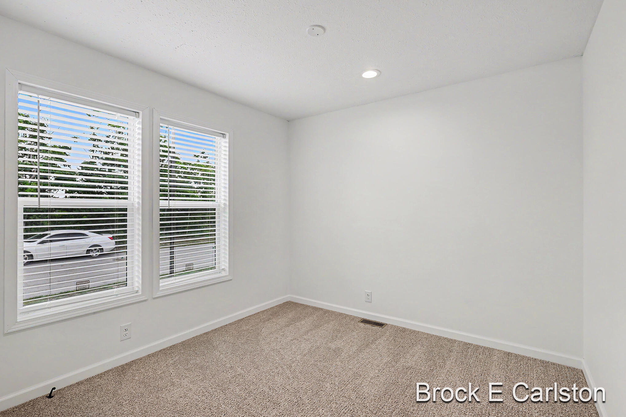 1283 East Ellis Road, Unit 41 Muskegon, MI 49441 - Photo 9 of 16 QJ1A9333