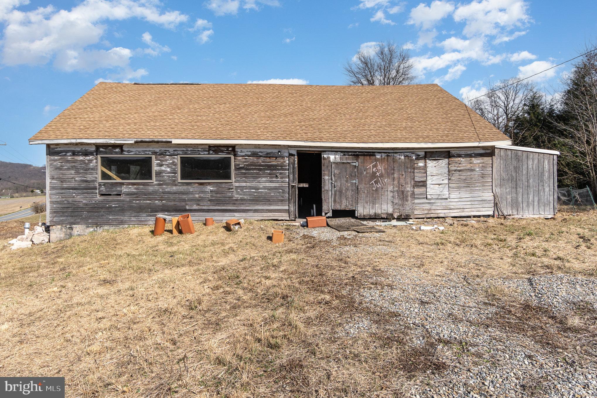 543 Mountain House Road Halifax, PA 17032 - Photo 5 of 22