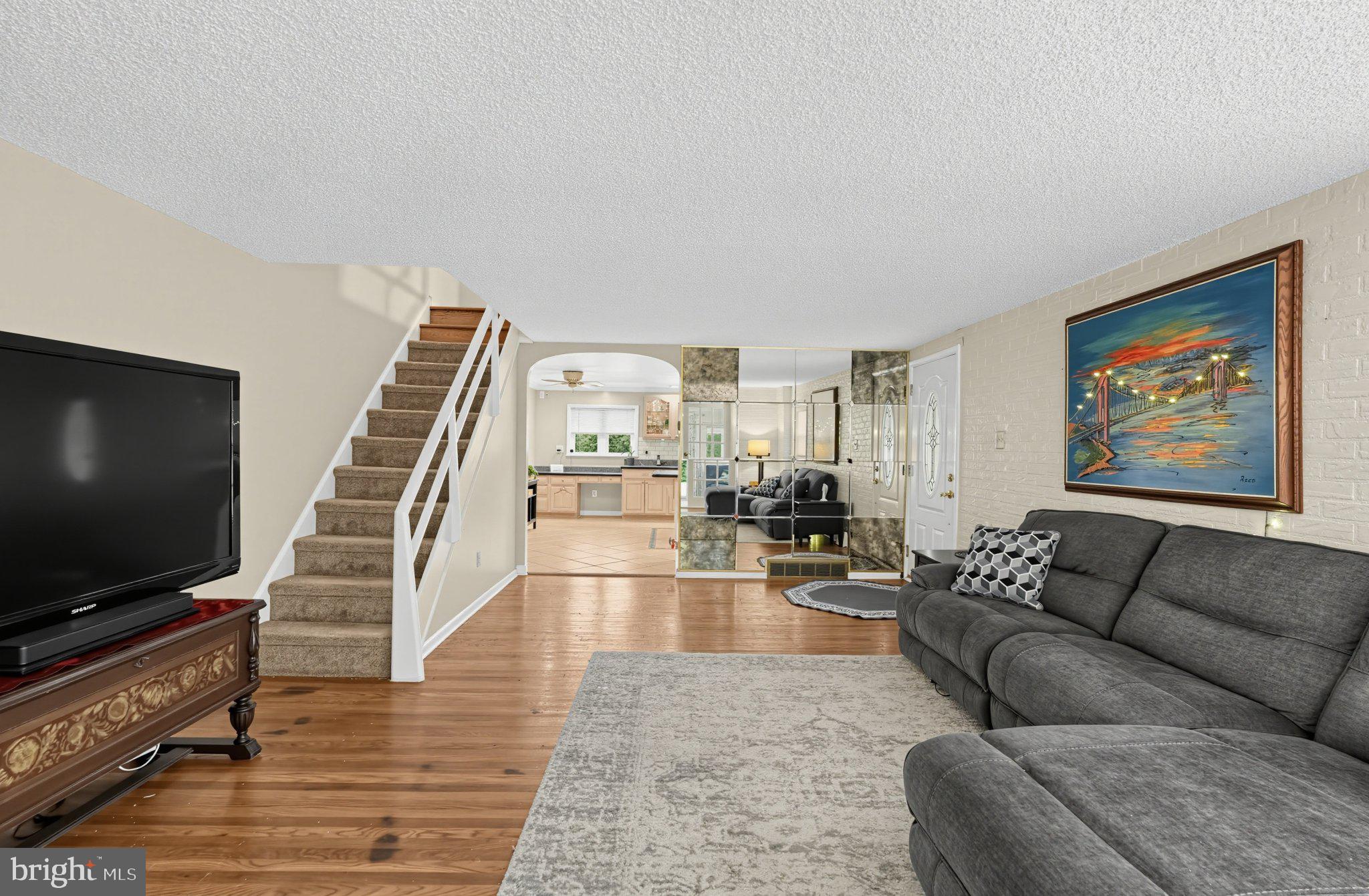 2801 Shipley Road Philadelphia, PA 19152 - Photo 3 of 34 Gallery Image 3
