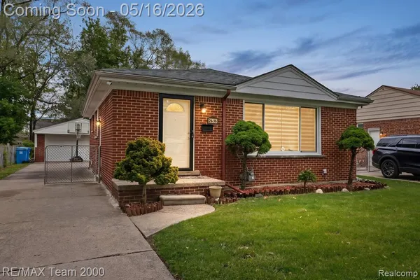 $339,999 | 6640 Norborne Avenue, Dearborn Heights, MI 48127
