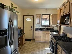 $2,000 | 2161 Lowrie Street, Pittsburgh, PA 15212