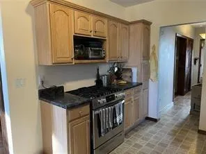 $2,000 | 2161 Lowrie Street, Pittsburgh, PA 15212