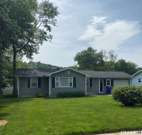$399,900 | 402 Connecticut Avenue, Newington, CT 06111