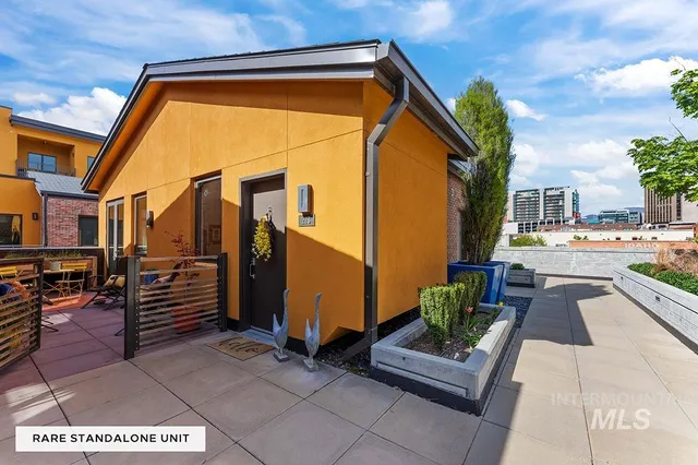 $850,000 | 611 South 8th Street, Unit 213, Boise, ID 83702