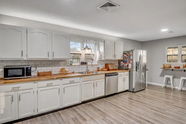 $294,900 | 7053 Highway 136, Chickamauga, GA 30707