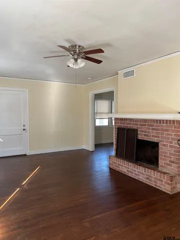 $1,400 | 1114 South Broadway Avenue, Tyler, TX 75701