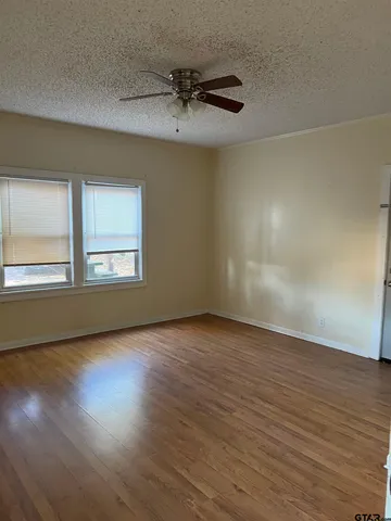 $1,400 | 1114 South Broadway Avenue, Tyler, TX 75701