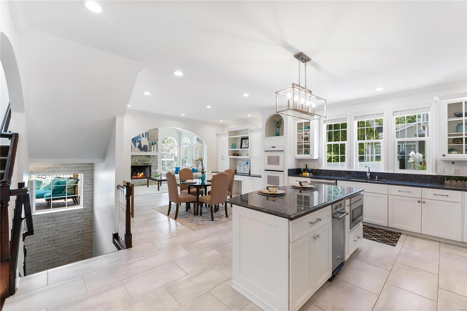 306 David Harrison Lane Ballwin, MO 63021 - Photo 13 of 49