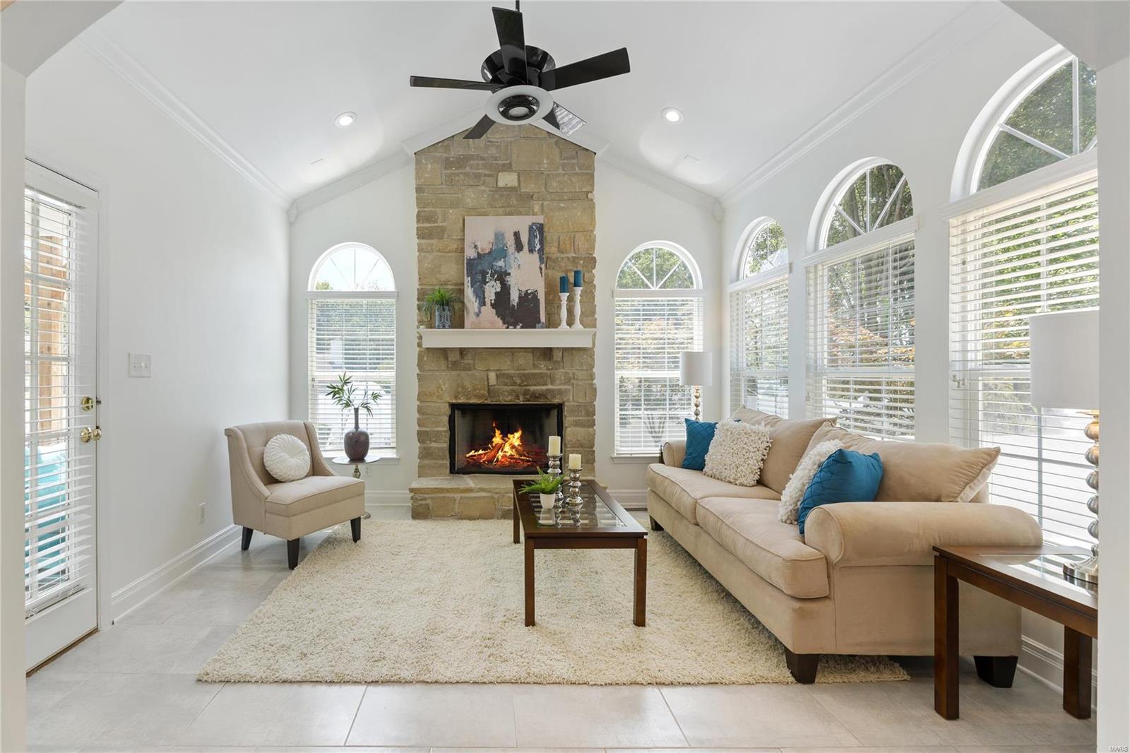 306 David Harrison Lane Ballwin, MO 63021 - Photo 14 of 49