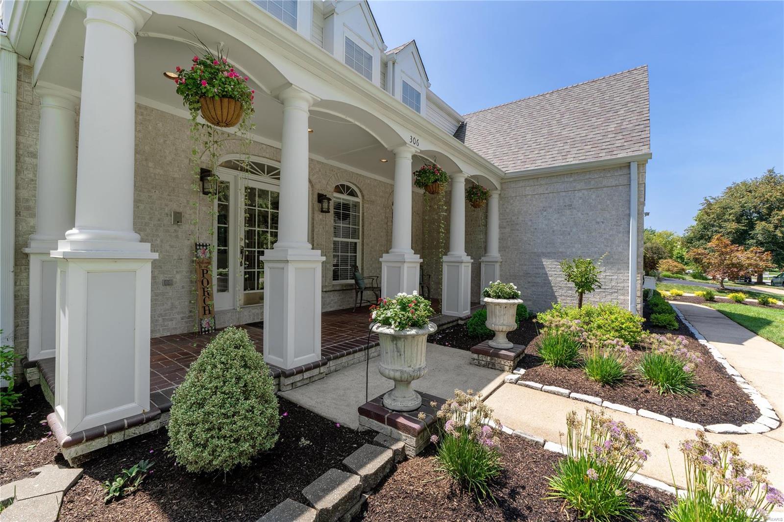 306 David Harrison Lane Ballwin, MO 63021 - Photo 2 of 49