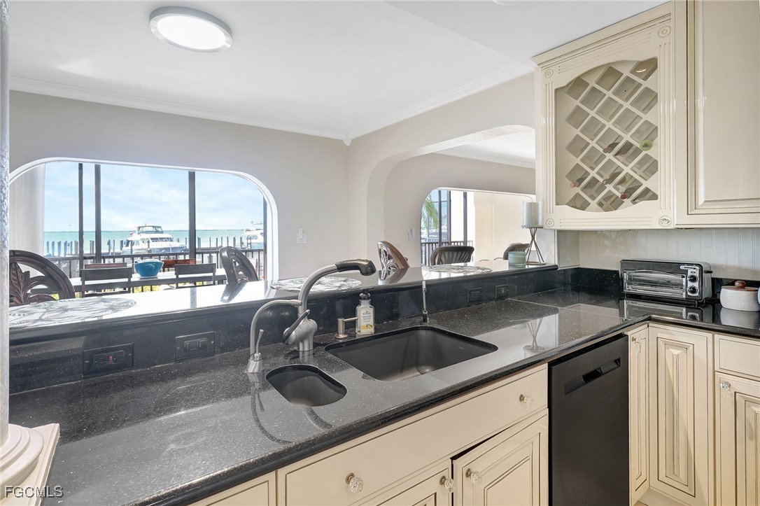 1920 Virginia Avenue, Unit 101 Fort Myers, FL 33901 - Photo 20 of 48