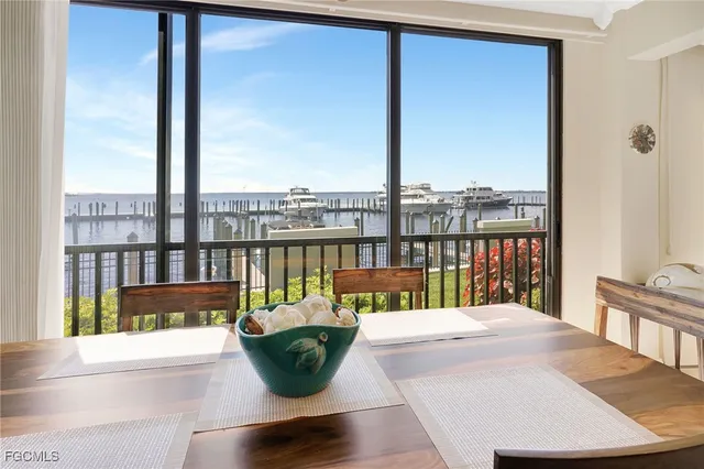 $470,000 | 1920 Virginia Avenue, Unit 101, Fort Myers, FL 33901