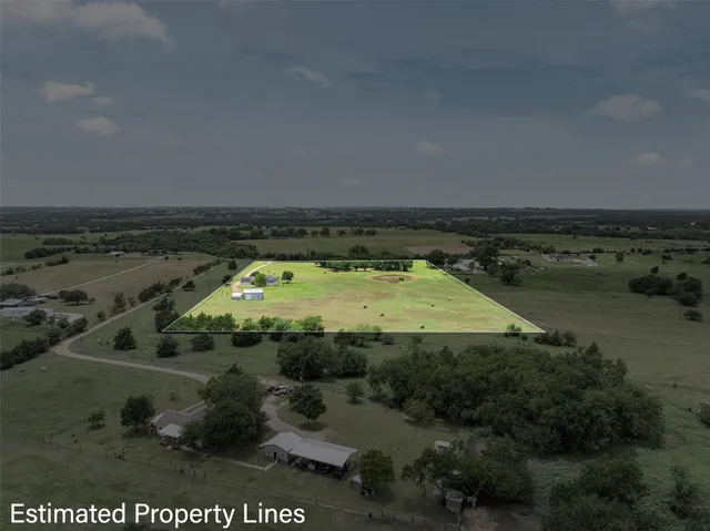 a view of a bench in the garden