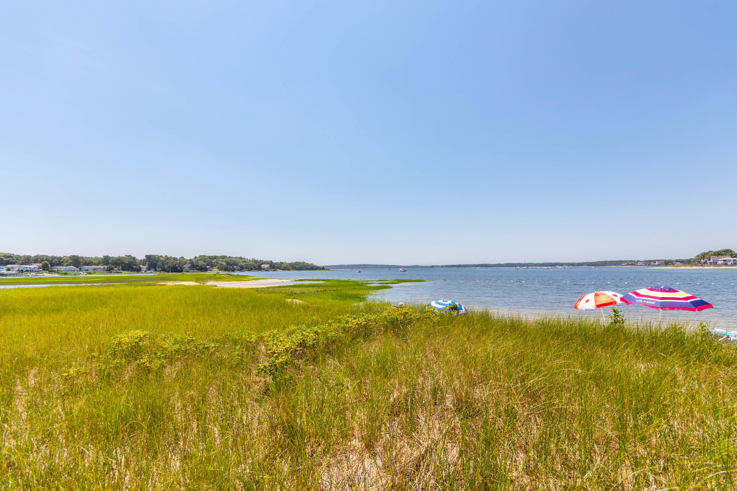 17 Ivy Street Wareham, MA 02571 - Photo 28 of 31 a view of an ocean and beach