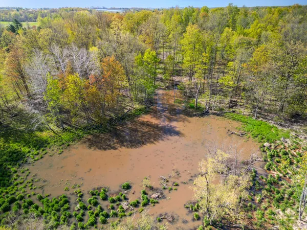 $73,500 | 2119 West 116th Street, Grant, MI 49327