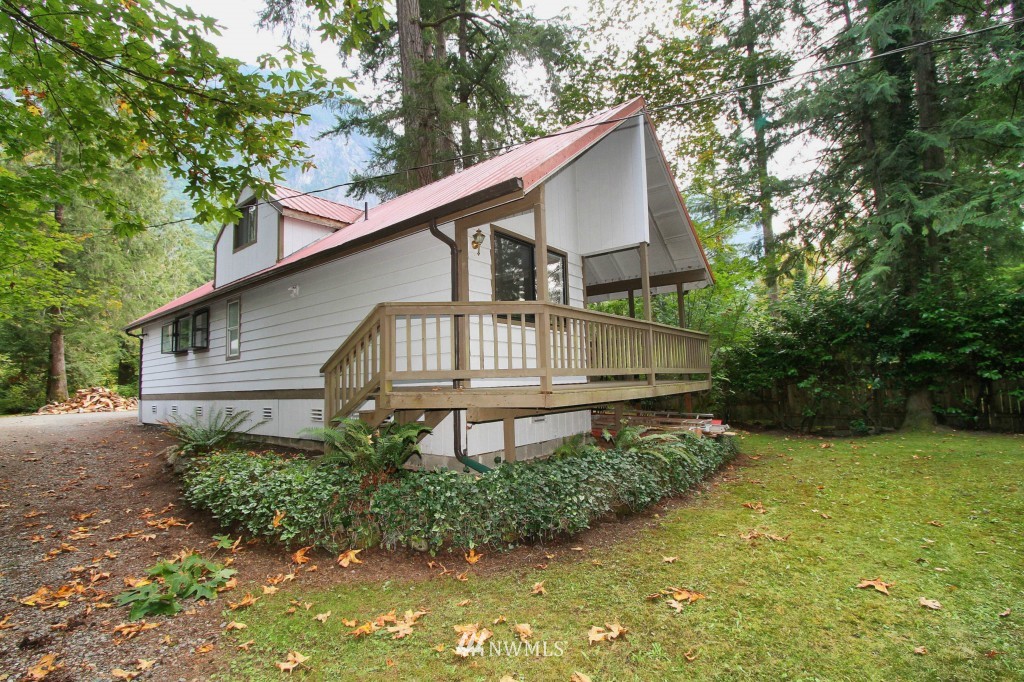 7623 Moon Valley Road Southeast North Bend, WA 98045 - Photo 14 of 22 Gallery Image 14