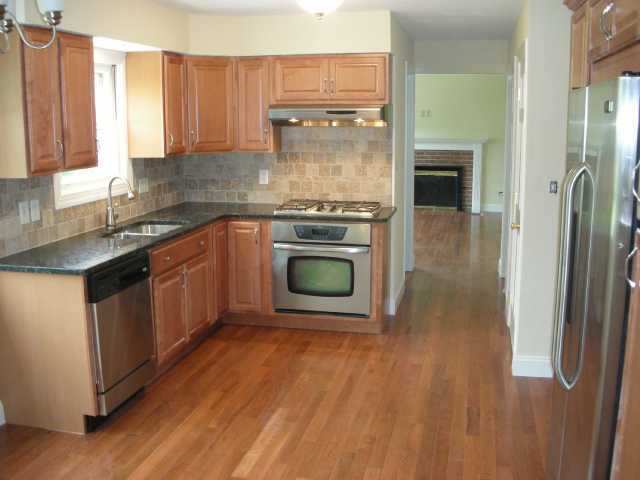 4390 Reed Road Columbus, OH 43220 - Photo 3 of 17 Gallery Image 3
