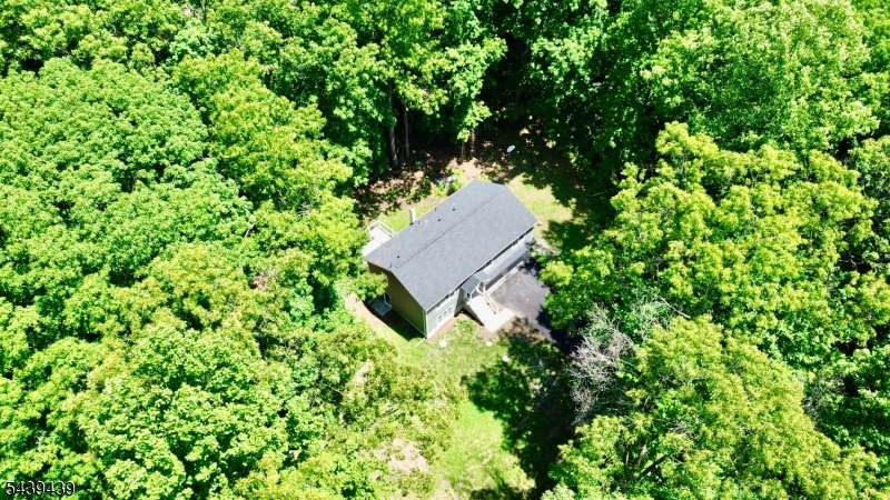 1 Appleseed Road Vernon, NJ 07461 - Photo 2 of 5