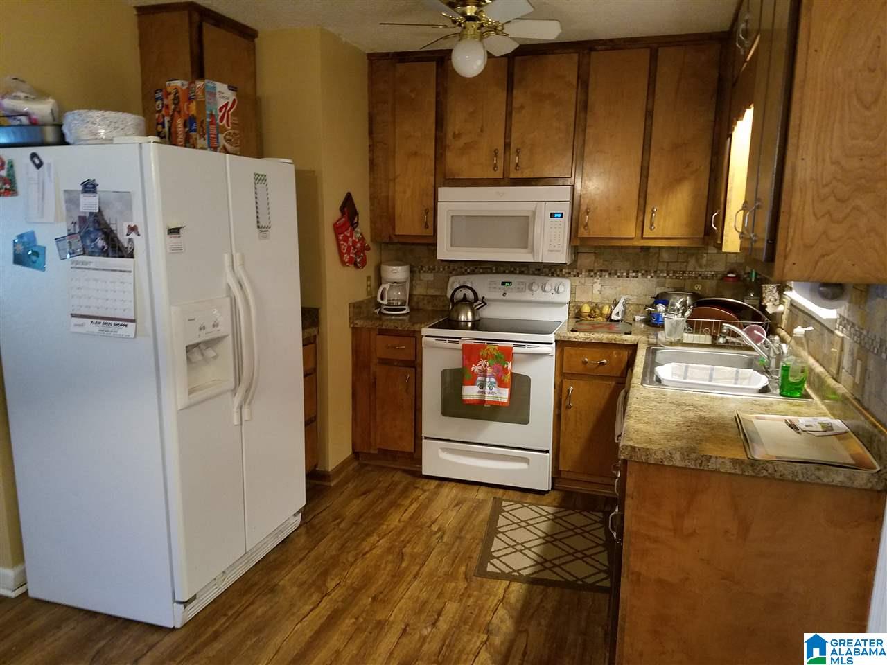 65 Ellison Circle Altoona, AL 35952 - Photo 2 of 19