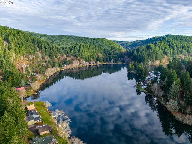 $319,000 | 71465 North Shore Drive, Birkenfeld, OR 97016