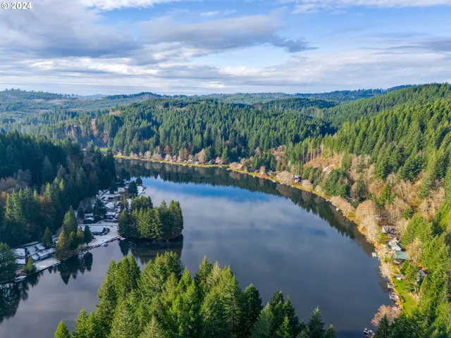 $319,000 | 71465 North Shore Drive, Birkenfeld, OR 97016