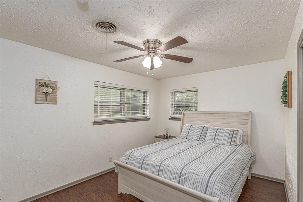 3924 Westerly Road Benbrook, TX 76116 - Photo 14 of 32