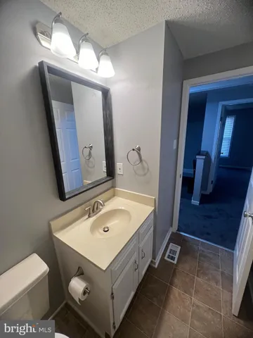 $1,550 | 1117 Davis Street, Wilmington, DE 19802