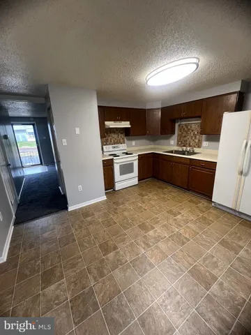 $1,550 | 1117 Davis Street, Wilmington, DE 19802