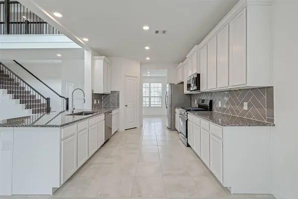 $2,975 | 4936 Sierra Ridge Drive, Rosenberg, TX 77469