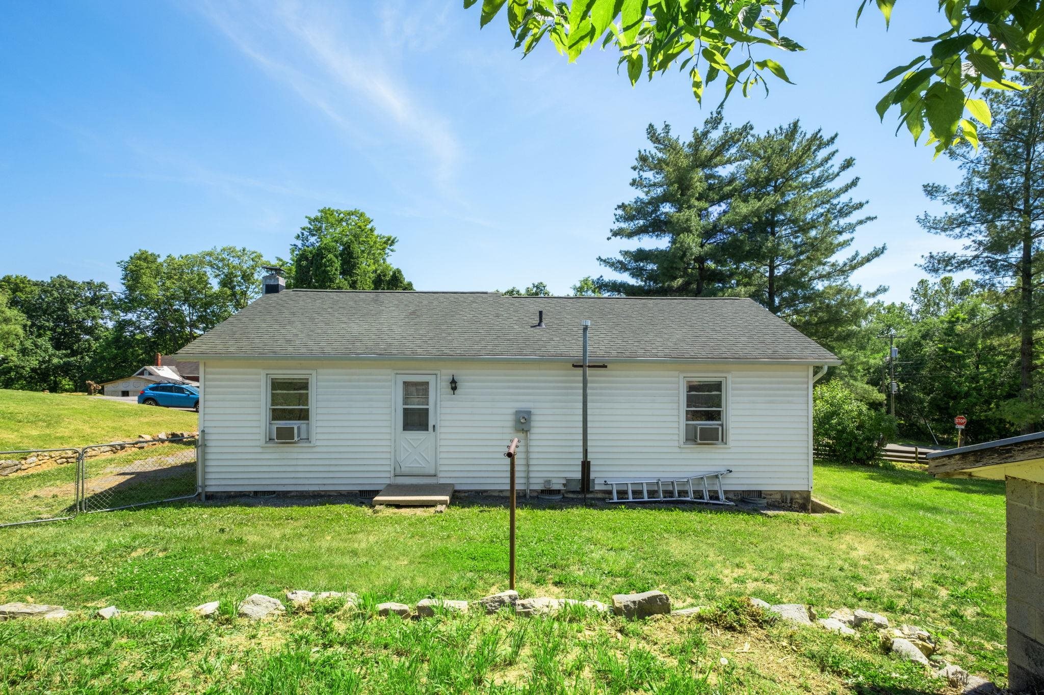 125 East Riverside Drive Timberville, VA 22853 - Photo 26 of 27