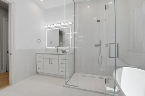 $2,475,000 | 4442 North Greenview Avenue, Chicago, IL 60640