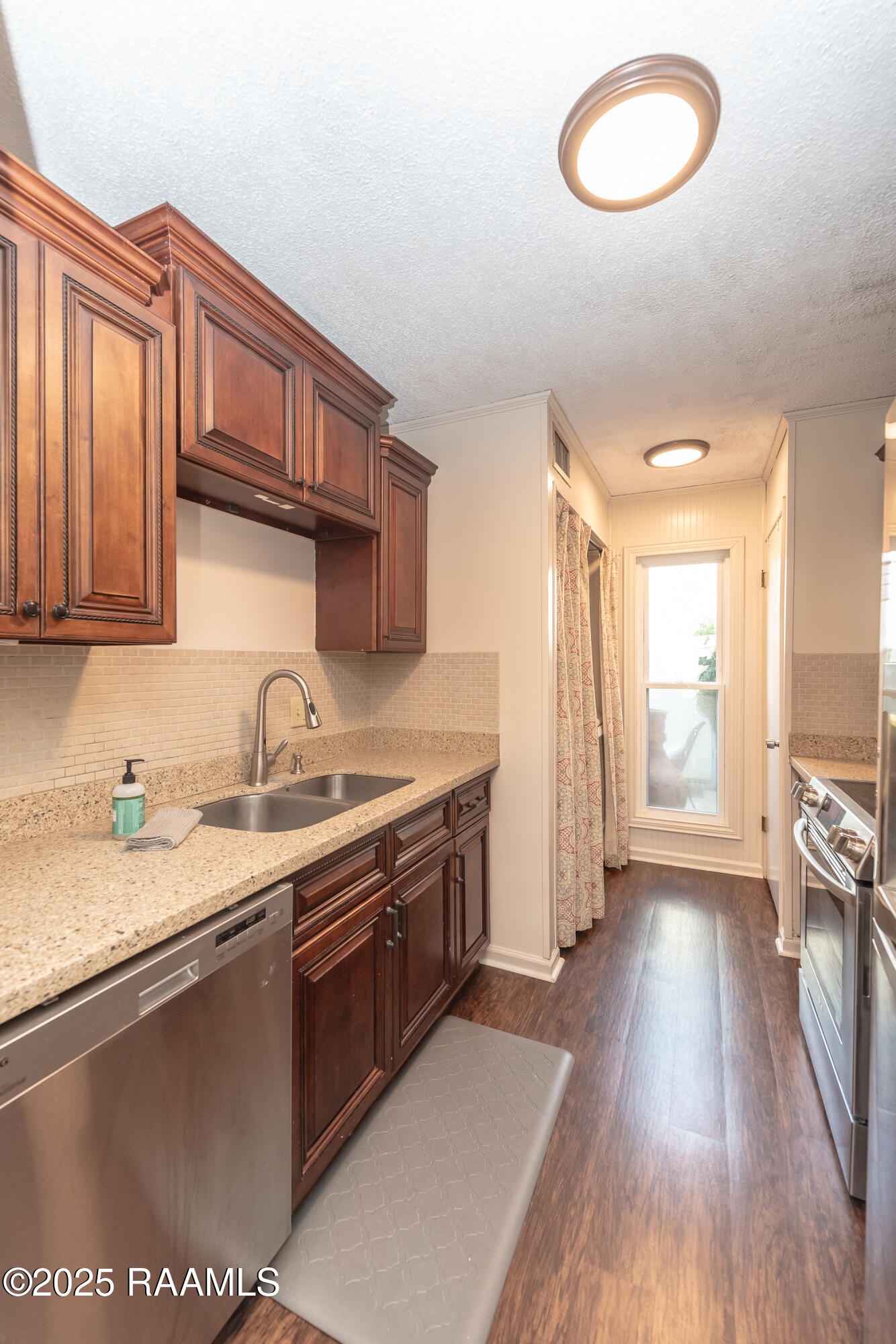 18 Heather Row Lafayette, LA 70507 - Photo 7 of 27 DSC_3063