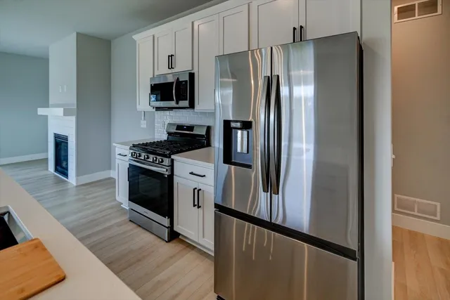 $449,900 | 2901 Blue Grass Drive, Stoughton, WI 53589