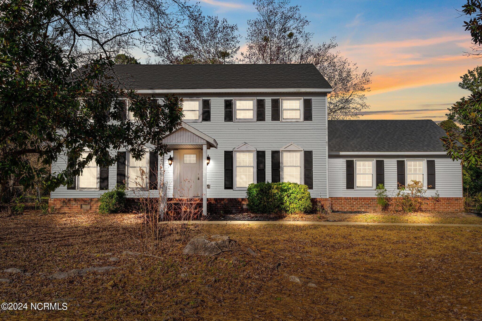 413 Lansdowne Road Wilmington, NC 28409 - Photo 1 of 45 Front
