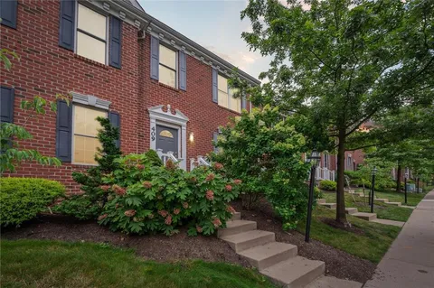 $374,000 | 409 Marshall Heights Drive, Wexford, PA 15090