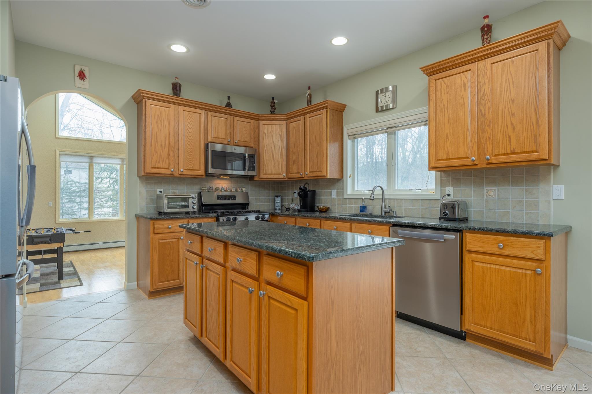 774 Haverstraw Road Suffern, NY 10901 - Photo 13 of 40