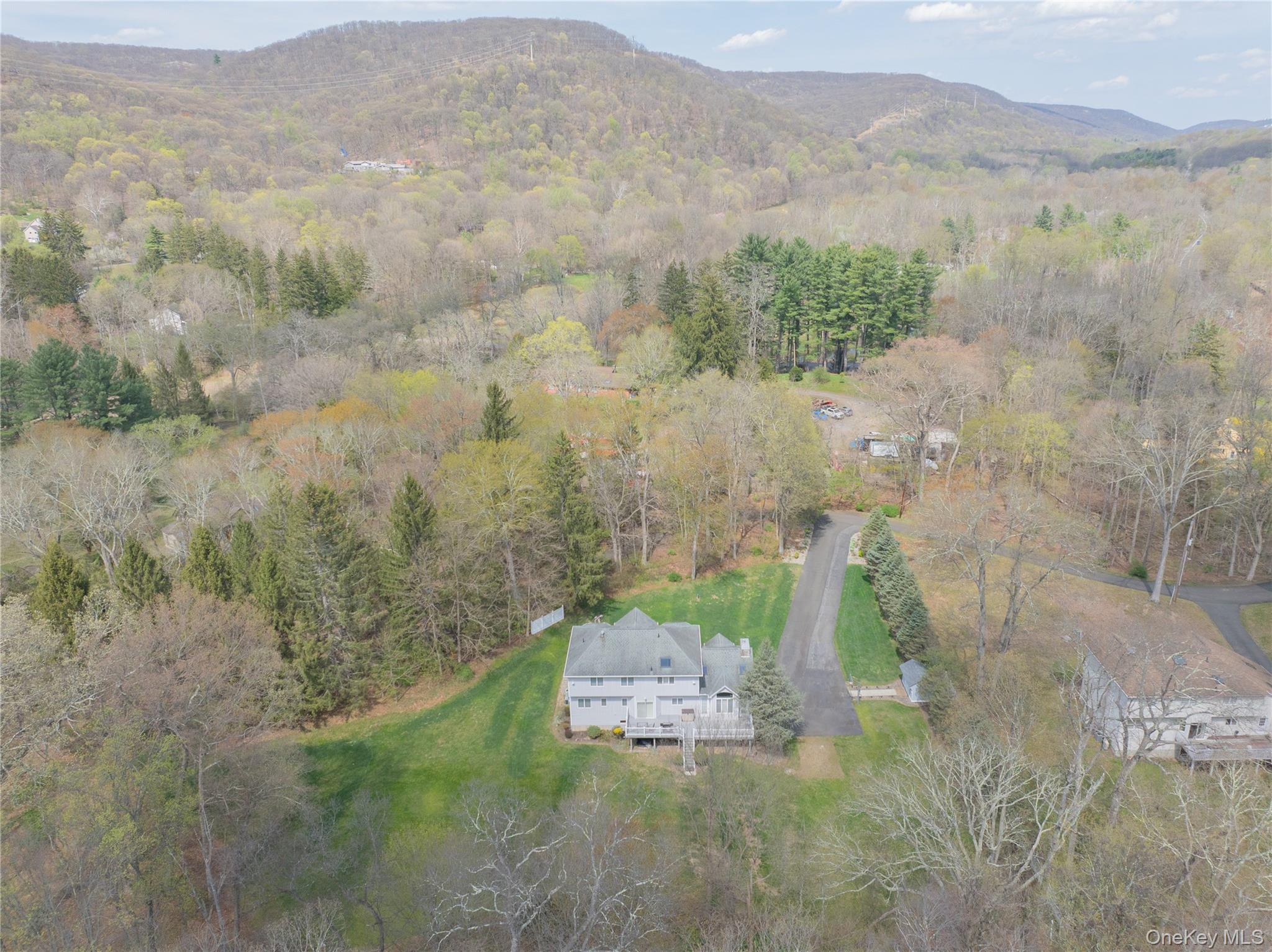 774 Haverstraw Road Suffern, NY 10901 - Photo 36 of 40