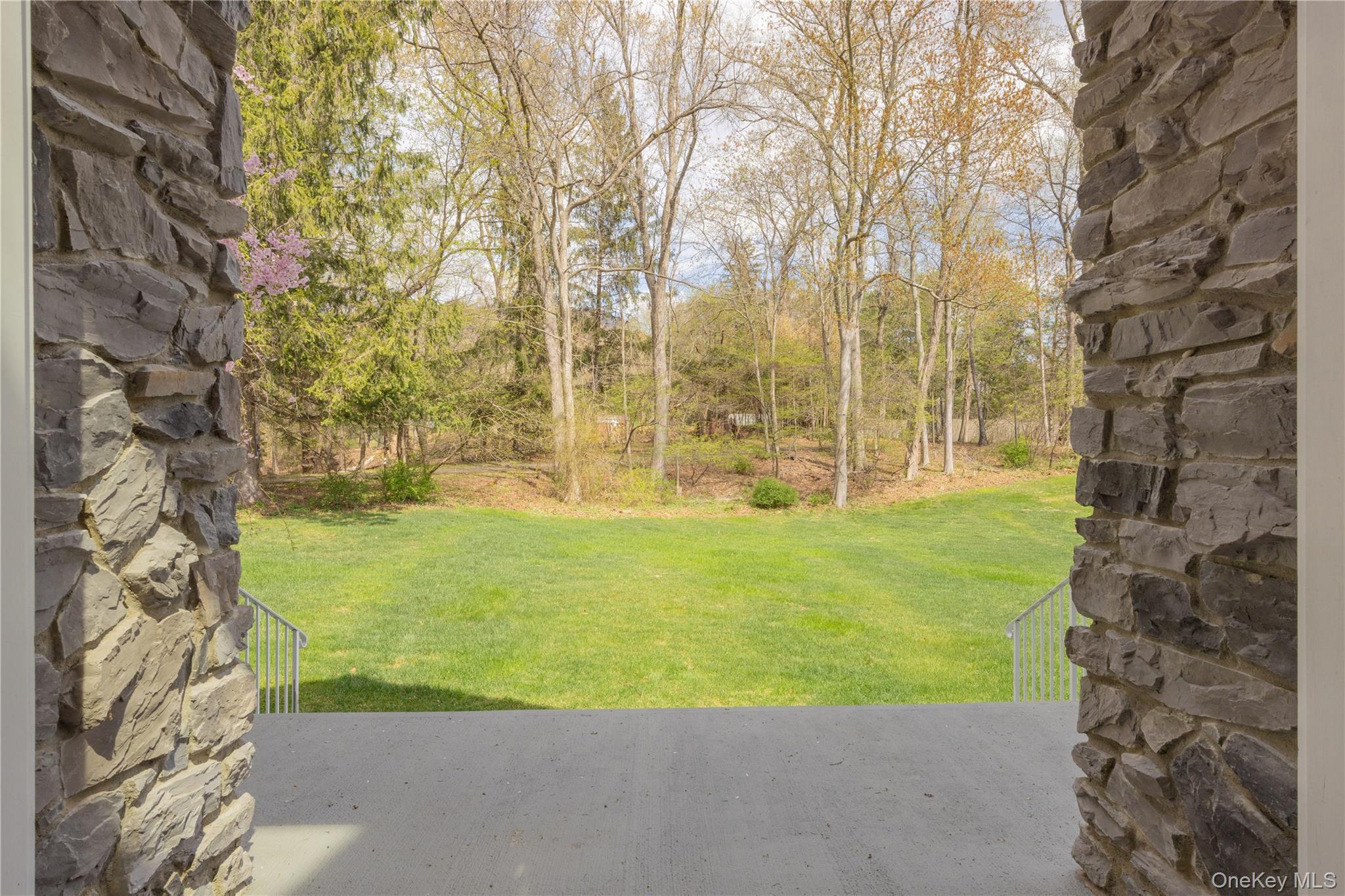 774 Haverstraw Road Suffern, NY 10901 - Photo 5 of 40