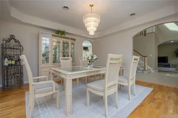 $1,599,000 | 774 Haverstraw Road, Suffern, NY 10901