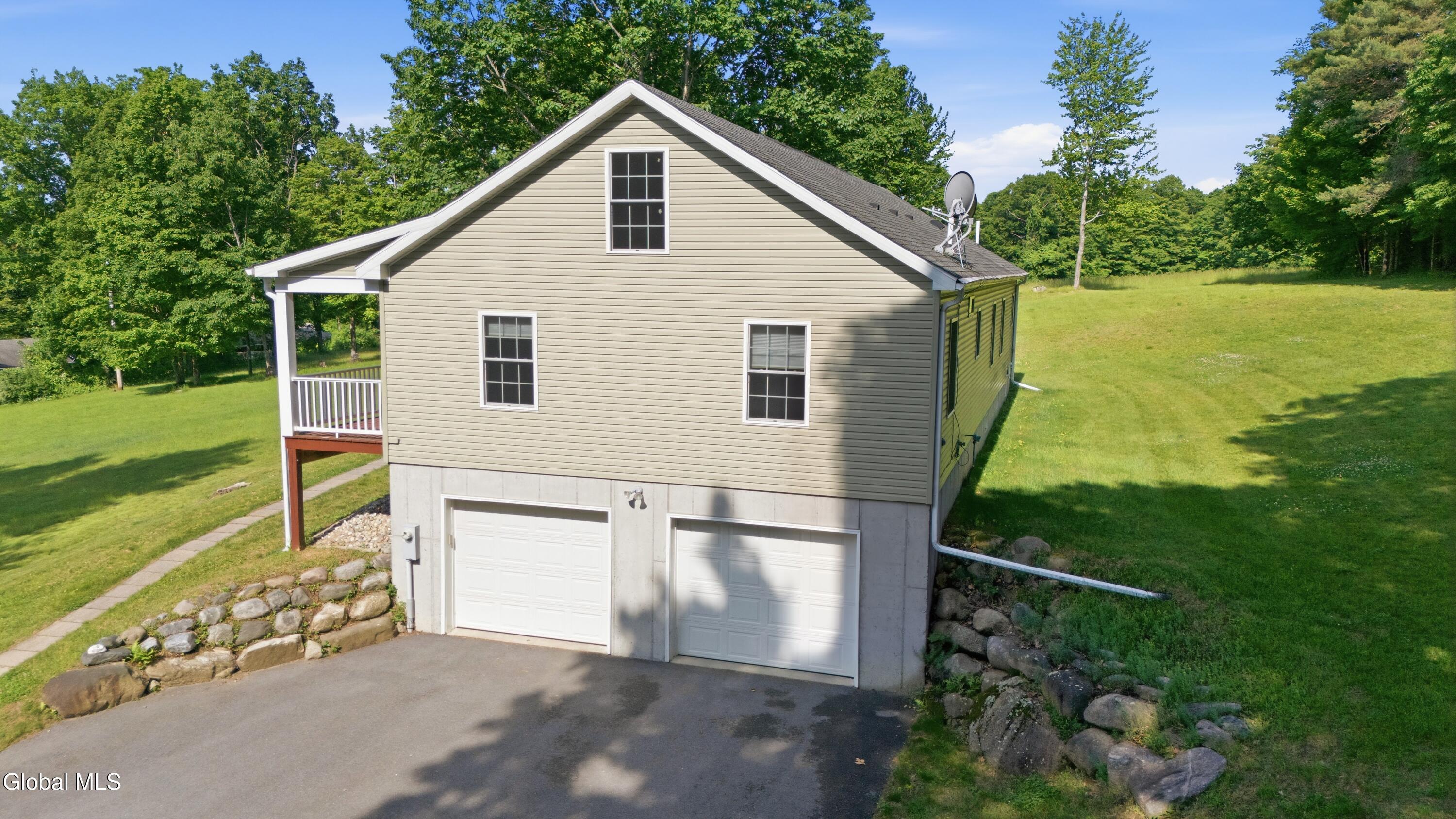184 Hillview Road Gloversville, NY 12078 - Photo 45 of 60 184HillviewRd_028