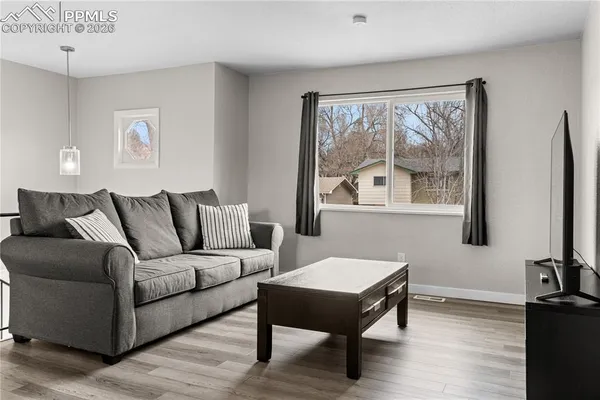 $400,000 | 823 Squire Street, Colorado Springs, CO 80911