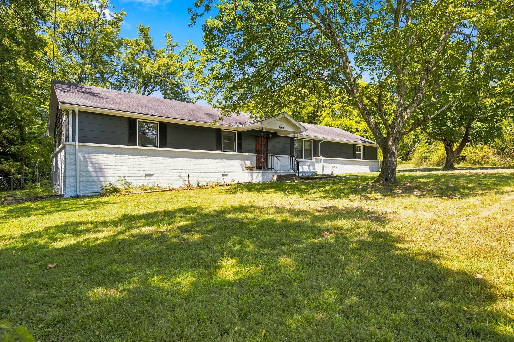 2808 Elam Road Murfreesboro, TN 37127 - Photo 2 of 27 Gallery Image 2