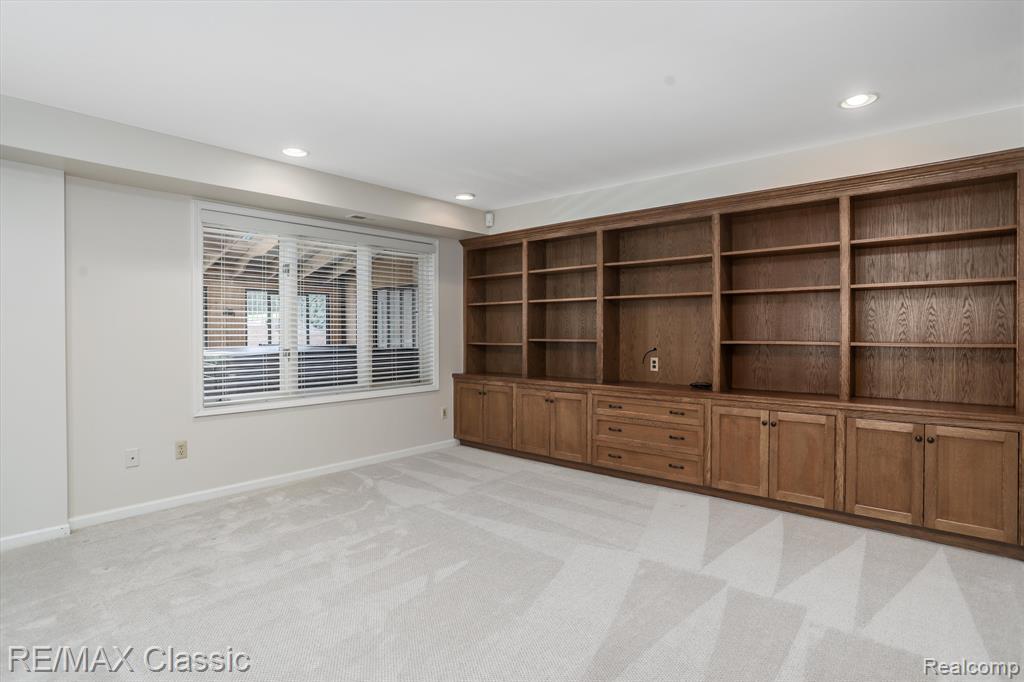 46011 West 9 Mile Road Novi, MI 48374 - Photo 69 of 99