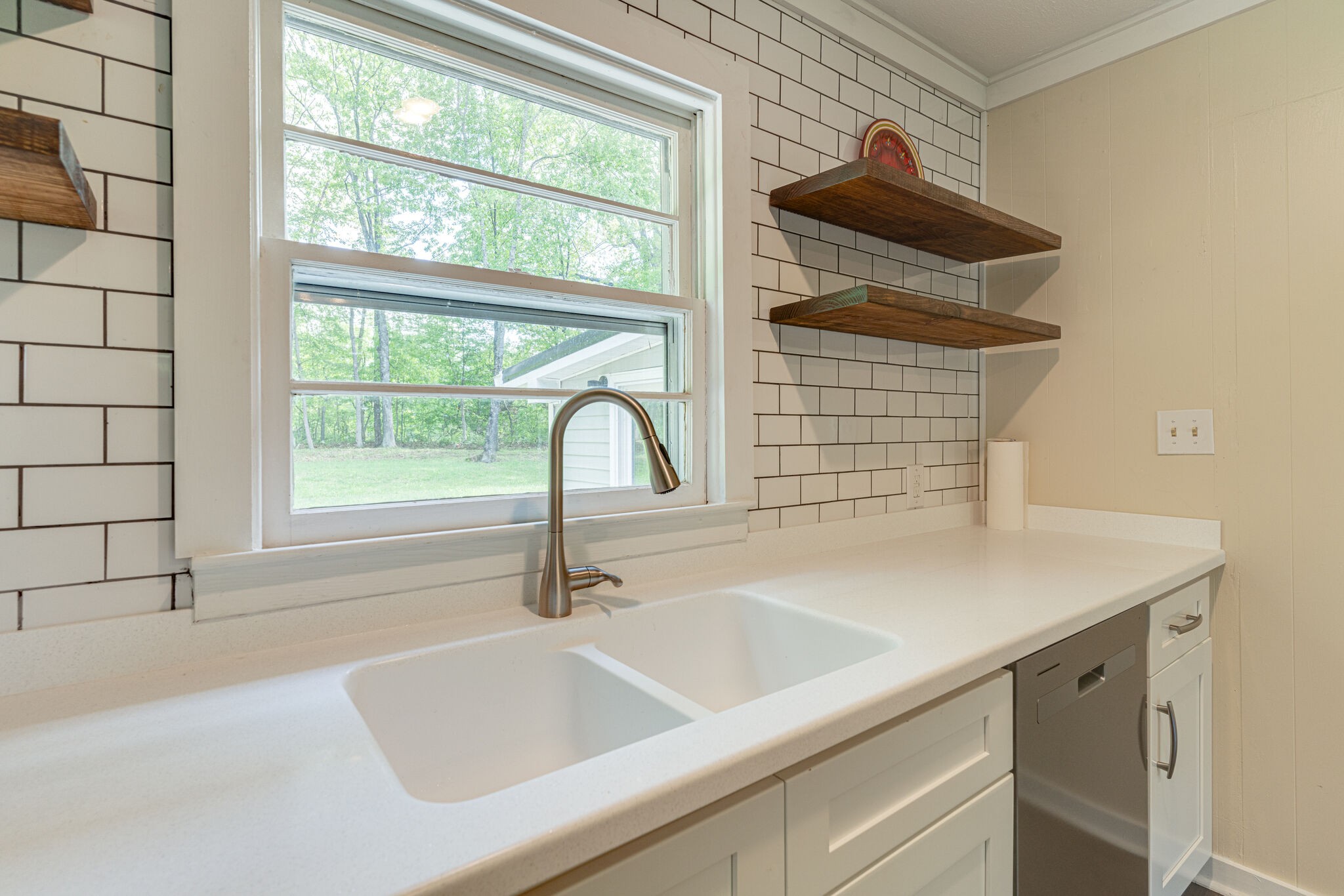 7357 Peaceful Acres Road Greenbrier, TN 37073 - Photo 9 of 27 a kitchen with a sink and a window