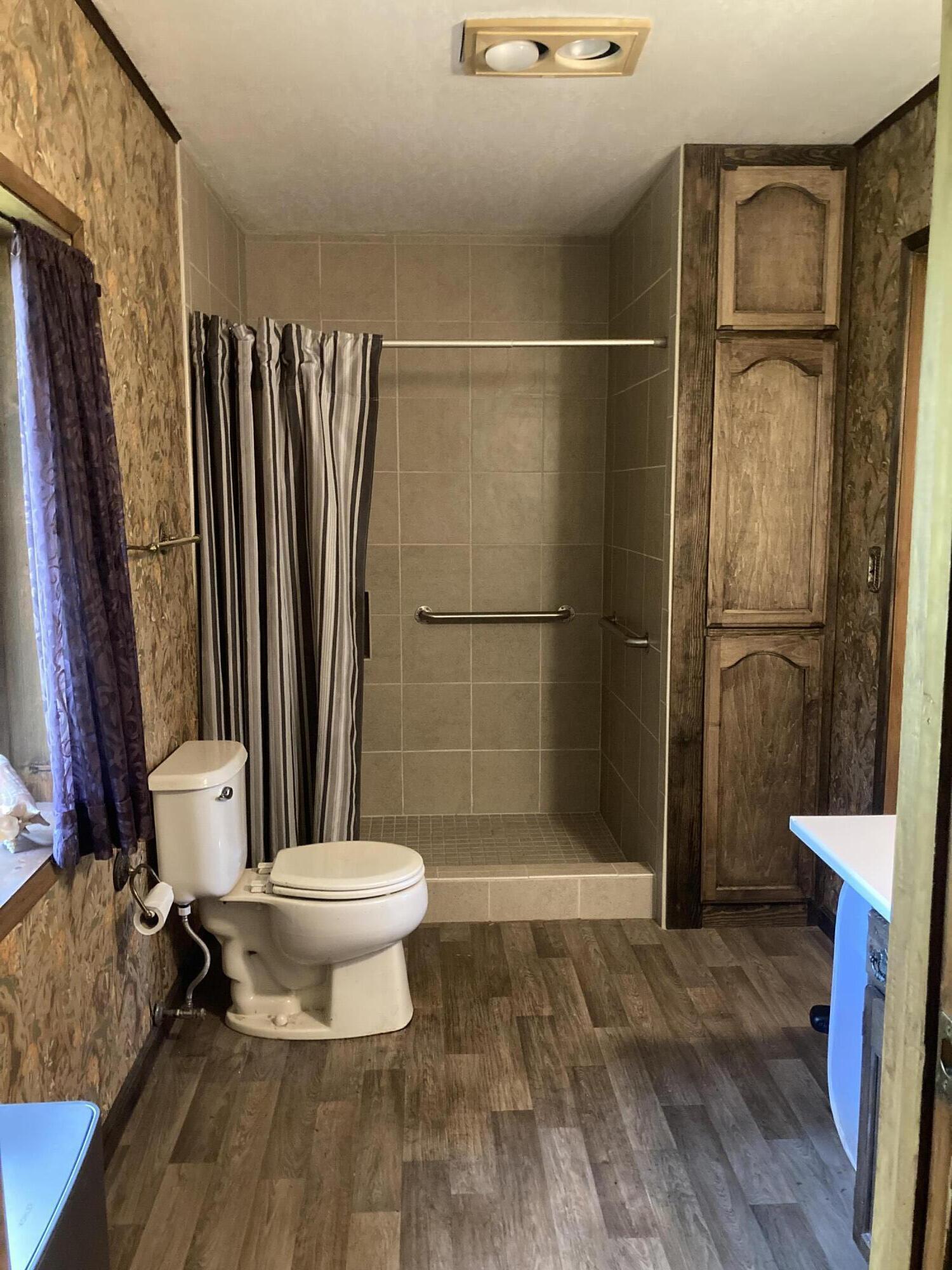 1004 Friedrich Road Burnt Ranch, CA 95527 - Photo 20 of 50 DOWNSTAIRS BATH