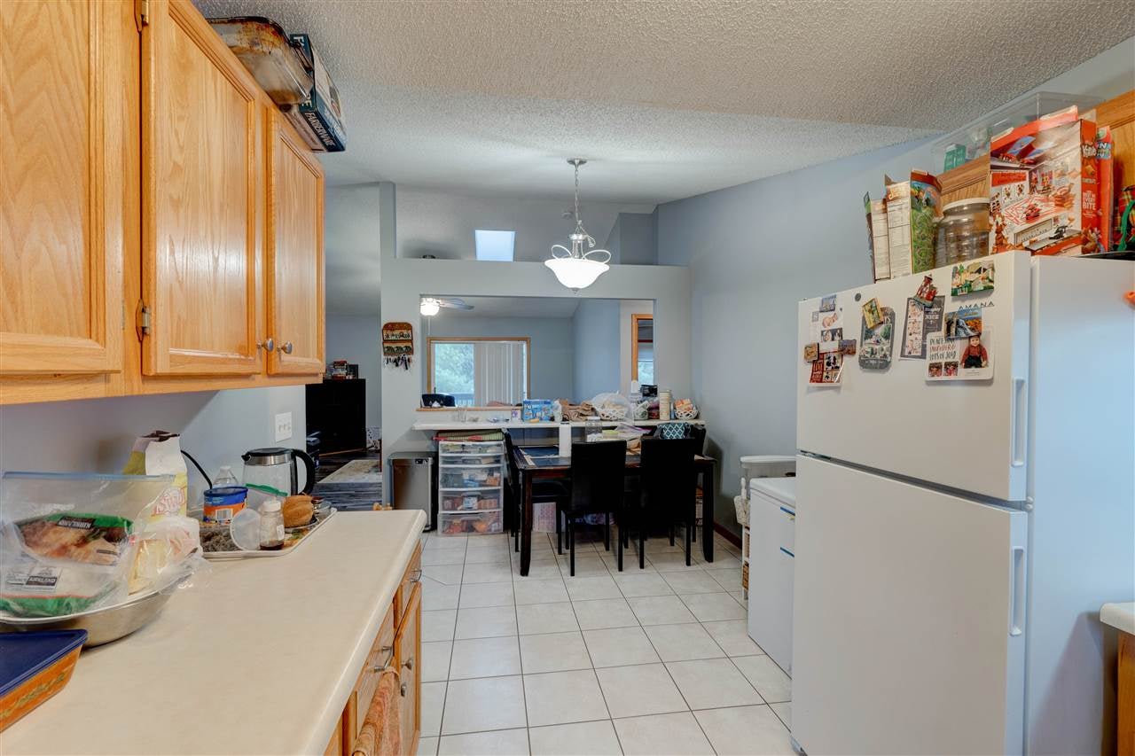 2236 Holiday Road Coralville, IA 52241 - Photo 11 of 31 Gallery Image 11