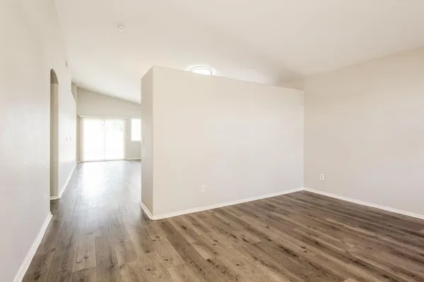 $2,200 | 8113 West Pima Street, Phoenix, AZ 85043